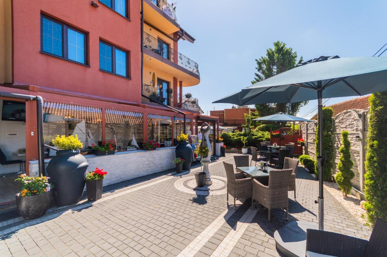 Monika II Bed & Breakfast Krynica Morska Luaran gambar